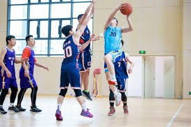 杜兰特：我完全可以一直出手，但主动传球会让队友建立信心